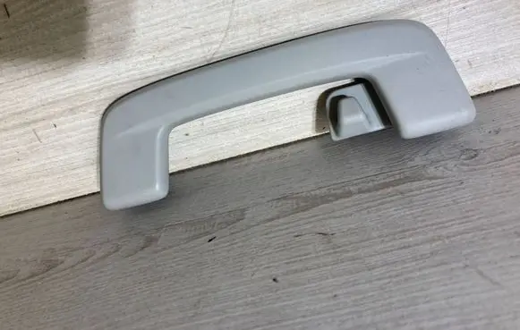 Audi Q3 F3 Rear interior roof grab handle 8Y0857643