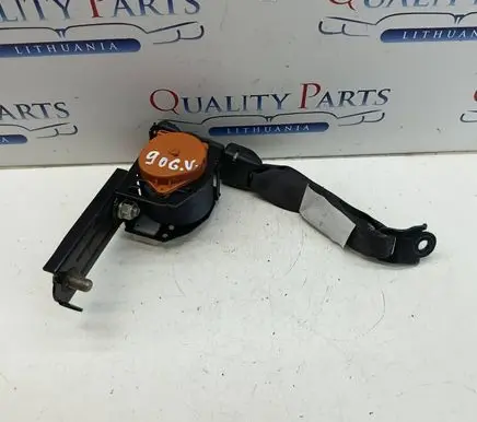 Subaru Forester SJ Middle seatbelt (rear) TKAH0ES167