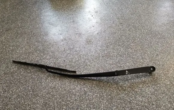 Hyundai Ioniq Front wiper blade arm