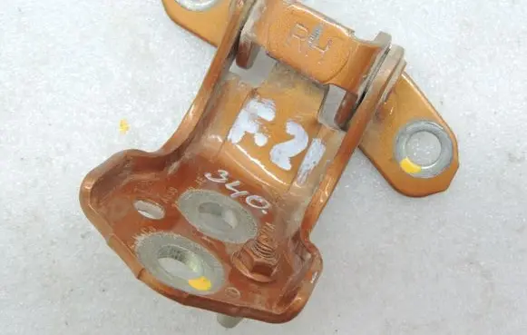 Ford Ranger Rear door lower hinge AB392626810AE 2303990