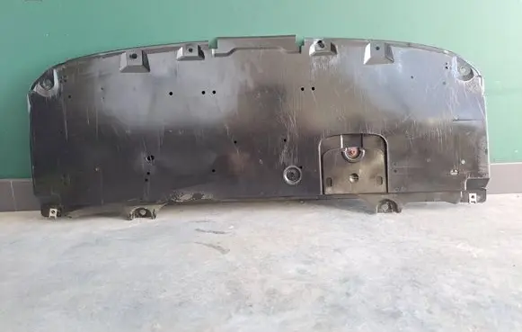Mazda 6 Engine splash shield/under tray CHP956112 K6805 GHP95611Y