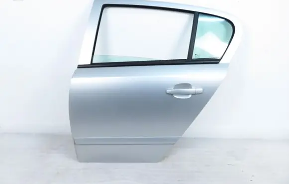 Opel Astra H Rear door 