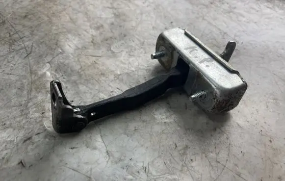 Toyota Corolla Verso AR10 Front door check strap stopper