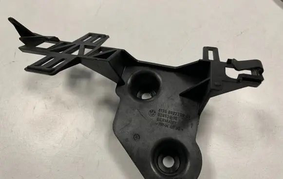 BMW 5 E60 E61 Holder (bracket) 6922299
