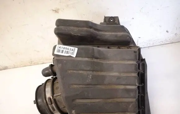 Chrysler Voyager Air filter box 
