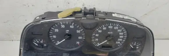 Opel Zafira A Speedometer (instrument cluster) 24461753JF