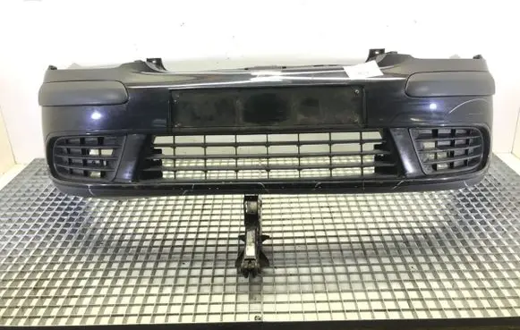 Volkswagen Golf Plus Front bumper