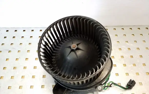 Jeep Grand Cherokee (WK) Heater fan/blower 929437S 929451E