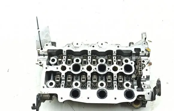 Peugeot 607 Engine head 4R8Q6C064AH P80LA