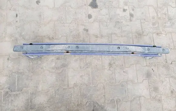 Nissan Juke I F15 Rear bumper support beam 