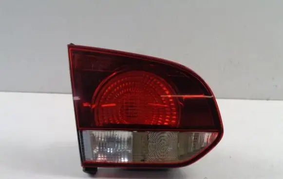Volkswagen Golf Plus Rear/tail lights 5K0945093T