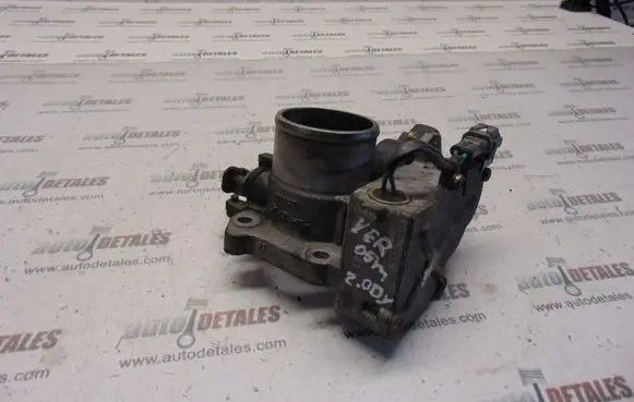 Toyota Corolla Verso E121 Throttle valve 89672-21020