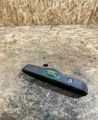 Land Rover Freelander Tailgate opening switch 