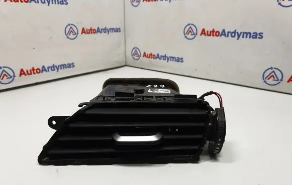 BMW 5 G30 G31 Dashboard side air vent grill/cover trim 9329585 64229329585