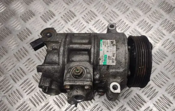 Volkswagen PASSAT B6 Air conditioning (A/C) compressor (pump) 1K0820803S 02151309663 R13428680F