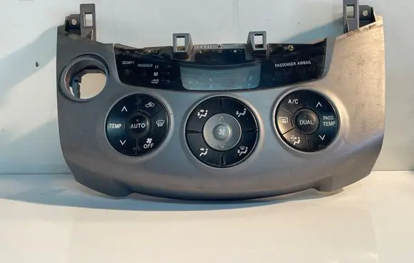 Toyota RAV 4 (XA50) Climate control unit 5590042250