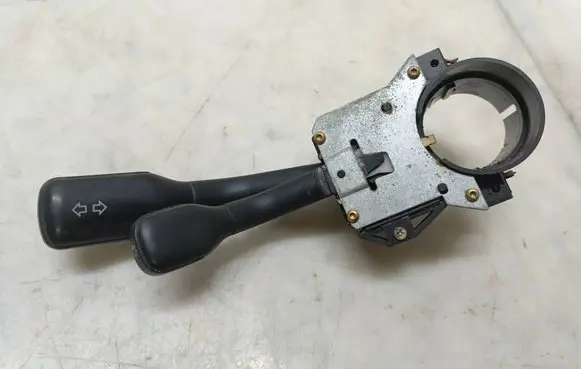 Audi A4 S4 B5 8D Indicator stalk 4D0953513 4D0953513A 4D0953513B