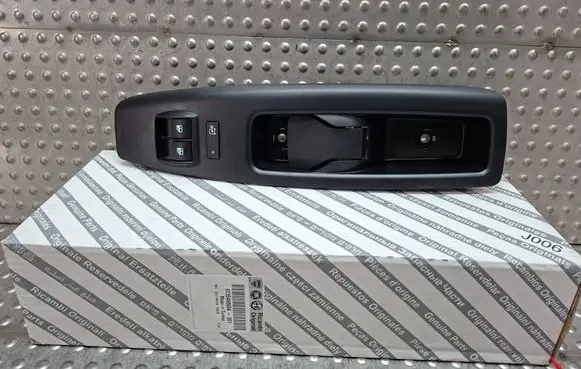 Fiat Doblo Electric window control switch S26338987 735484919