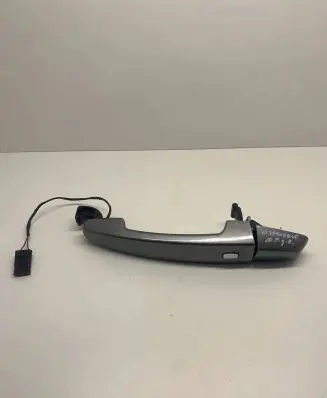 Chevrolet Traverse II Rear door exterior handle 13521804 84236517