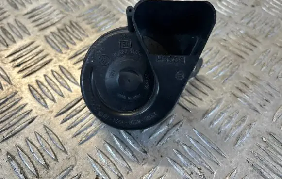 Mercedes-Benz CLS C219 Horn signal 703881166