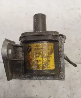 BMW 7 E32 High voltage ignition coil 2121919
