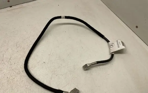 Mercedes-Benz C W204 CD changer wiring A2045405609
