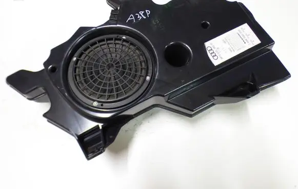 Audi A3 S3 8P Subwoofer speaker 8P3035382D 7606500250
