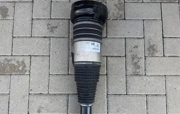 Audi e-tron Front shock absorber/damper