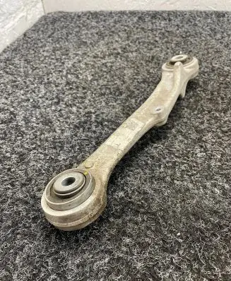Tesla Model S Rear upper control arm/wishbone 1027426-00-C