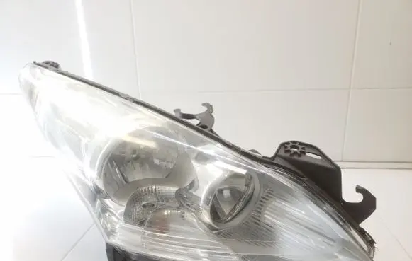 Peugeot 5008 Headlight/headlamp 9682519080