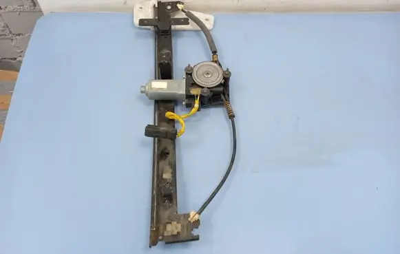 Jeep Grand Cherokee (WJ) Rear door window regulator motor AY2621000953