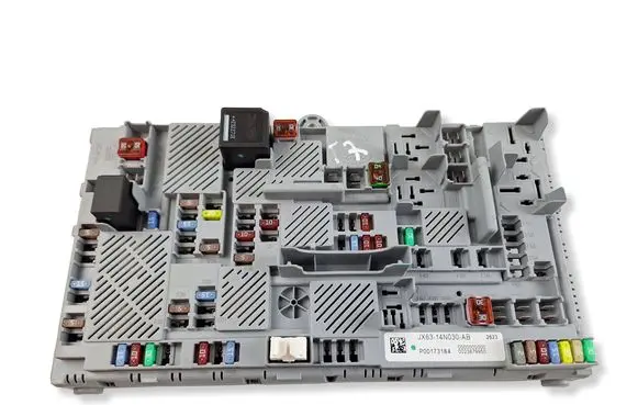 Jaguar F-Pace Fuse module JX6314N030AB P00173184