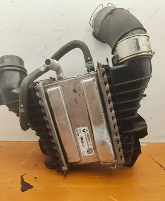 Mercedes-Benz B W247 Intercooler radiator 144967867R KL177004