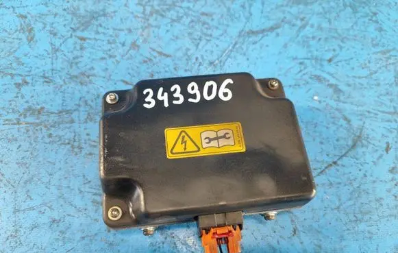 Mercedes-Benz GLC X253 C253 Voltage converter inverter A1669820020