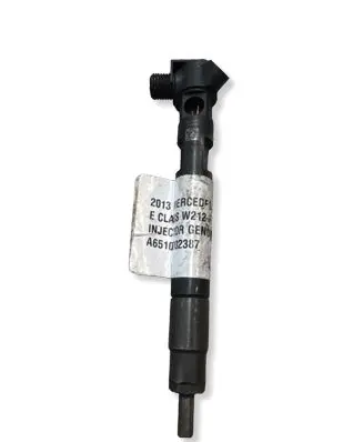 Mercedes-Benz E W212 Fuel injector 010198827