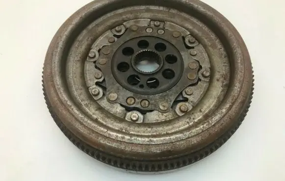 Audi TT TTS Mk2 Flywheel 06J105266M