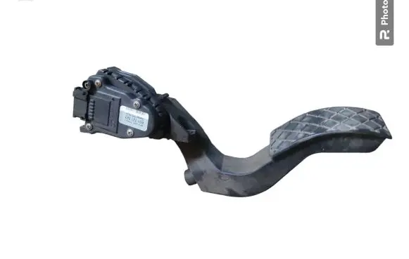 Audi A6 S6 C5 4B Accelerator throttle pedal 8D1721523