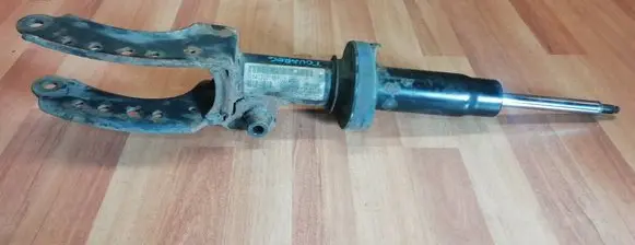 Volkswagen Touareg I Front shock absorber/damper 7L6412022M 7L6413032L 7L6413032N