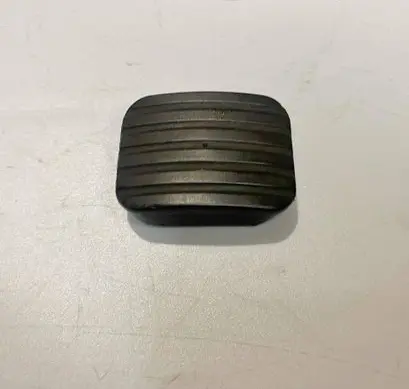 Mercedes-Benz E W124 Brake pedal 1244270382