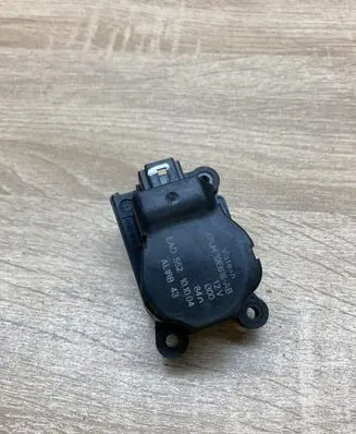 Peugeot 307 Air flap motor/actuator 4PUH19E616AB