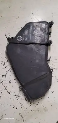 Porsche Cayenne (9PA) Fuse box cover 7L0937576B