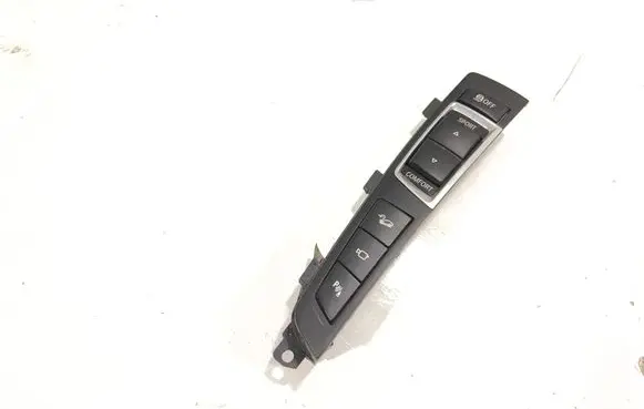 BMW 5 F10 F11 Central console control unit 9202949