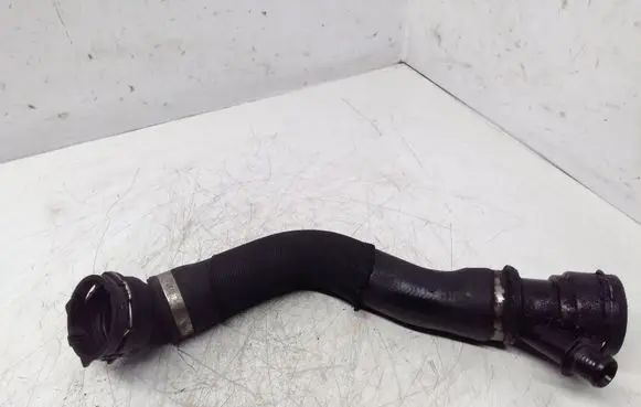 BMW 5 E60 E61 Engine coolant pipe/hose