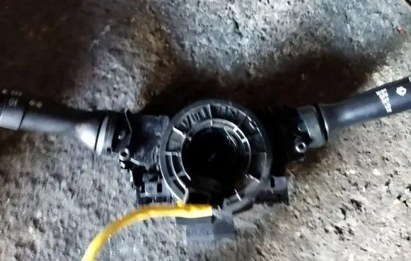 Citroen C1 Headlight wiper switch brak