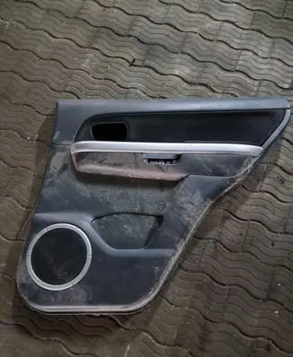 Suzuki Grand Vitara II Rear door card panel trim 8373265J0