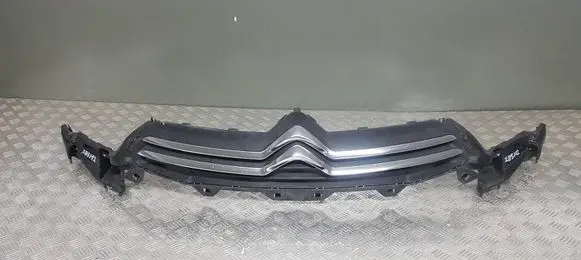 Citroen C4 II Front grill 9687946280