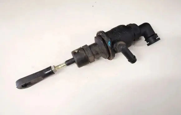 KIA Sportage Clutch master cylinder