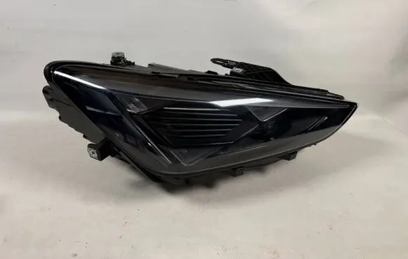 Cupra Formentor Headlight/headlamp 5FG941774C