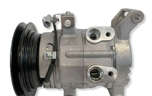 Toyota Hilux (N140, N150, N160, N170) Air conditioning (A/C) compressor (pump) 883100K130 EKL30211ZA DCP50093