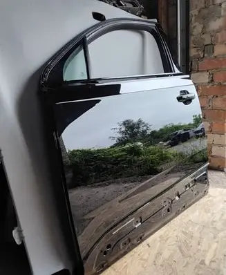 Audi Q7 4M Front door